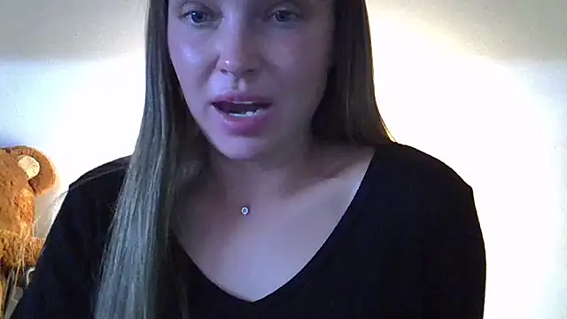 Lucky Anna online show from 09-13-25, 09:47