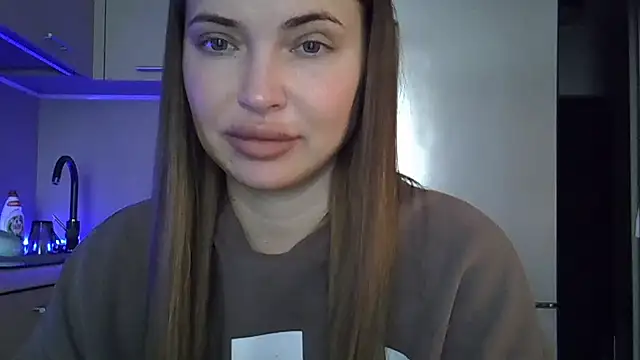 Snapshot of Lucky_Anna chatting on 04-14-26, 12:11 Lucky Anna online show from 04-14-26, 12:11