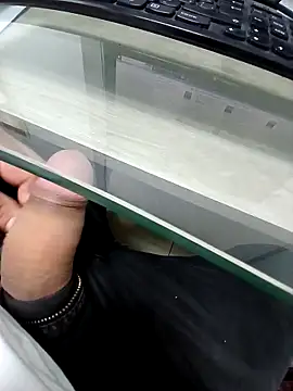 Snapshot of jezusex chatting on 01-07-25, 07:59 jezusex online show from 01-07-25, 07:59