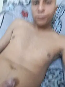 Snapshot of Nicholascomedor chatting on 12-20-24, 01:47 Nicholascomedor online show from 12-20-24, 01:47