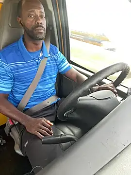 Melaneighted online show from 04-01-26, 02:47