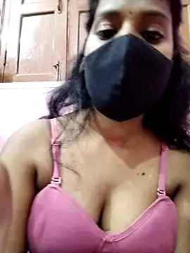 Snapshot of Shivani_Tivari chatting on 12-17-24, 09:07 Shivani Tivari online show from 12-17-24, 09:07