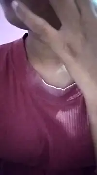 Snapshot of Shivani_Tivari chatting on 02-05-25, 09:04 Shivani Tivari online show from 02-05-25, 09:04