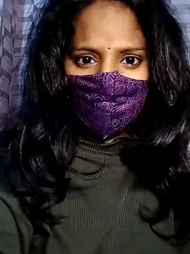 Snapshot of Shivani_Tivari chatting on 02-18-25, 09:20 Shivani Tivari online show from 02-18-25, 09:20