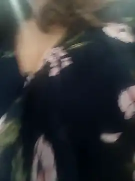 Snapshot of Sneha_gril chatting on 12-05-25, 02:53 Sneha gril online show from 12-05-25, 02:53