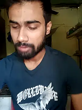 Snapshot of Skinny_Bigass_23 chatting on 11-19-25, 06:46 Skinny Bigass 23 online show from 11-19-25, 06:46