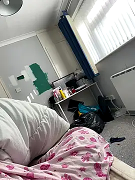 AmberTaylorXxx online show from 09-11-25, 07:41