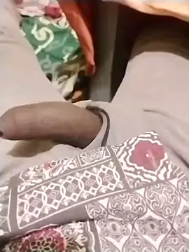 Snapshot of Muscular02 chatting on 02-28-25, 06:41 Muscular02 online show from 02-28-25, 06:41