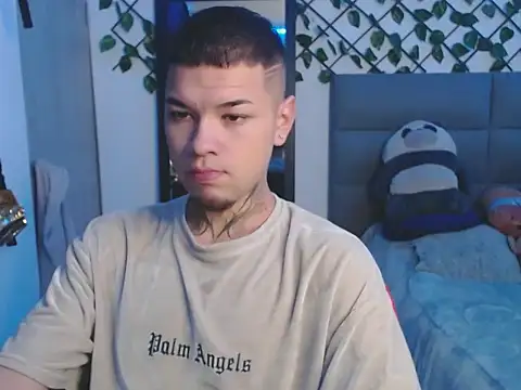 MarceloMilk online show from 09-24-25, 01:47