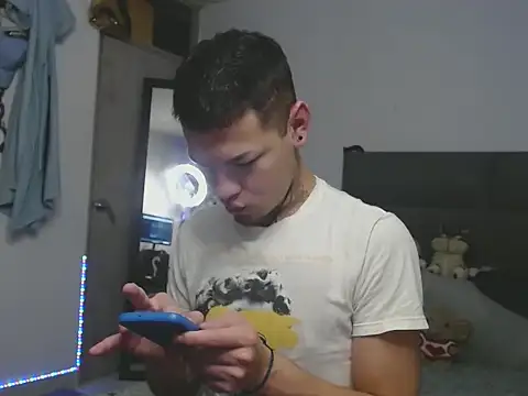 MarceloMilk online show from 10-07-25, 05:59