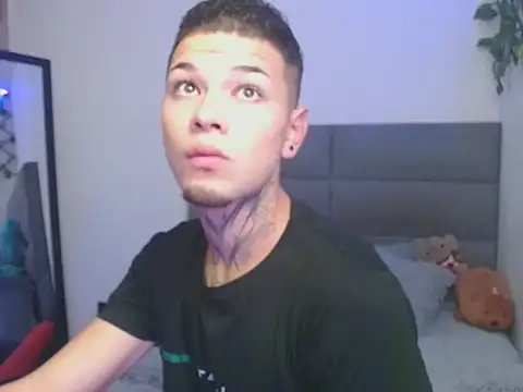 MarceloMilk online show from 10-13-25, 05:18