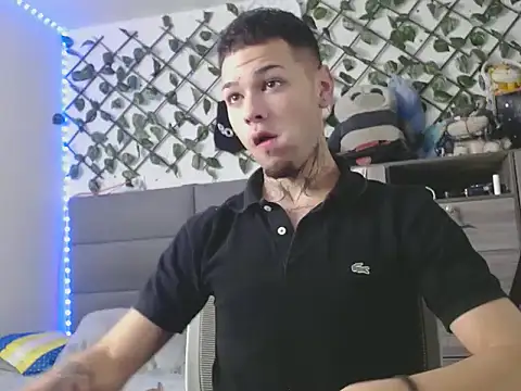 MarceloMilk online show from 10-29-25, 04:37