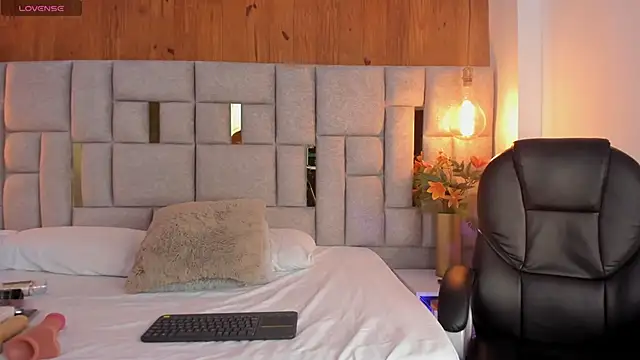 Saori newman online show from 01-24-25, 11:59