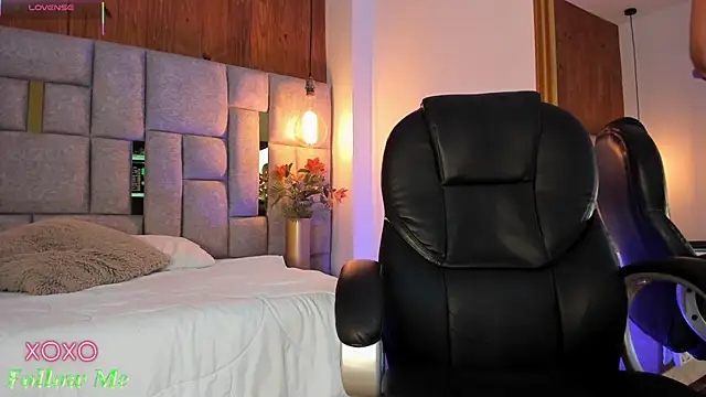 Saori newman online show from 03-19-25, 12:01