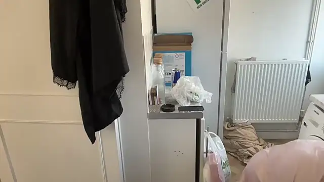 Snapshot of blairbella chatting on 03-19-25, 09:06 blairbella online show from 03-19-25, 09:06