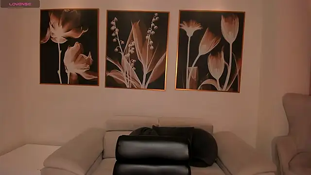 AlinaKravitz online show from 02-06-26, 12:08