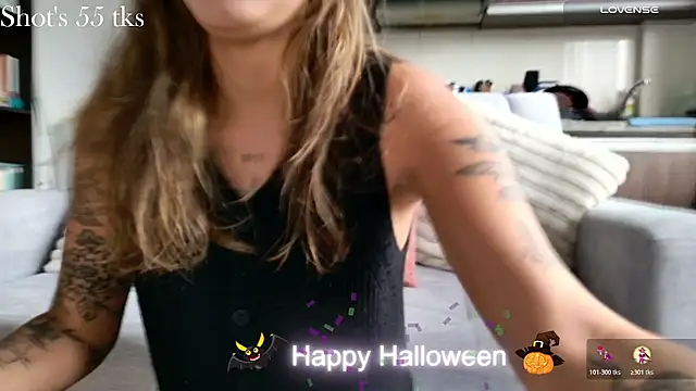 Emmy petit online show from 10-29-25, 03:36