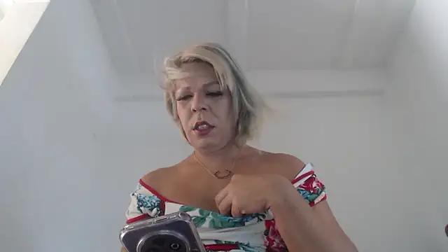 blondebitchlitle online show from 01-09-26, 01:47