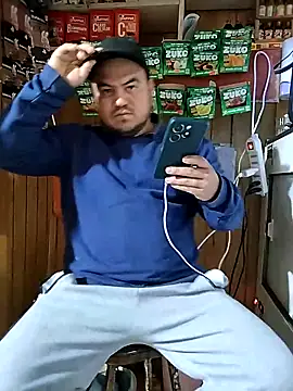 TheBriiaand30 online show from 04-17-26, 08:34