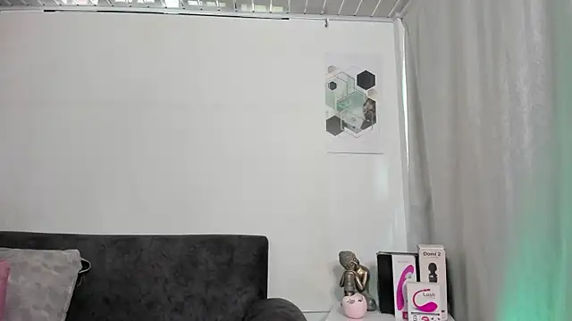 LaylaJewel online show from 03-09-26, 05:28