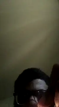 dvaughn3117 online show from 02-04-25, 07:22