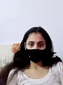 magicmoment00786 online show from 12-18-24, 08:53