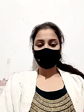 magicmoment00786 online show from 12-19-24, 04:35