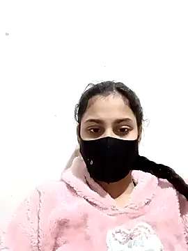 magicmoment00786 online show from 12-26-24, 04:36