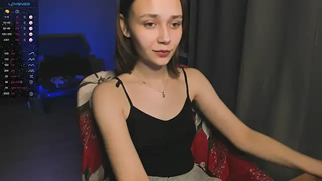 SweetLinaa online show from 12-20-25, 10:06