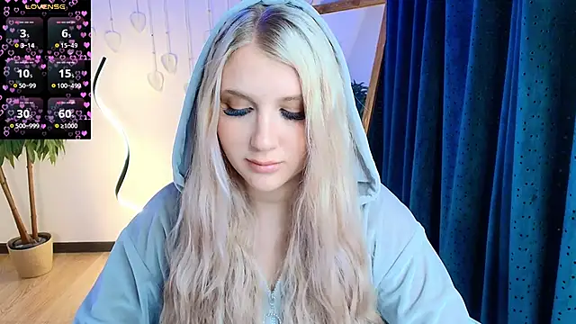 Evacadooo online show from 02-06-26, 02:38