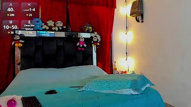 Snapshot of chloe_vasquez710 chatting on 02-12-25, 07:24 chloe vasquez710 online show from 02-12-25, 07:24