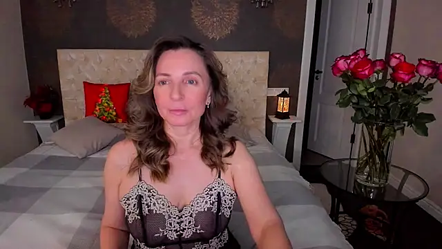 Snapshot of AllisonWilliams chatting on 12-26-24, 06:54 AllisonWilliams online show from 12-26-24, 06:54