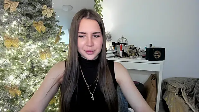 Snapshot of SuraMune chatting on 01-09-25, 10:52 SuraMune online show from 01-09-25, 10:52