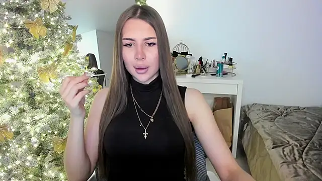 Snapshot of SuraMune chatting on 01-10-25, 10:28 SuraMune online show from 01-10-25, 10:28