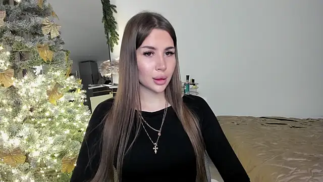 Snapshot of SuraMune chatting on 01-13-25, 11:08 SuraMune online show from 01-13-25, 11:08