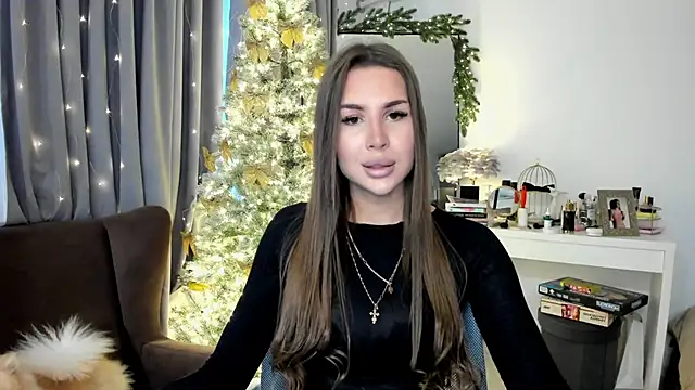 Snapshot of SuraMune chatting on 01-17-25, 12:31 SuraMune online show from 01-17-25, 12:31