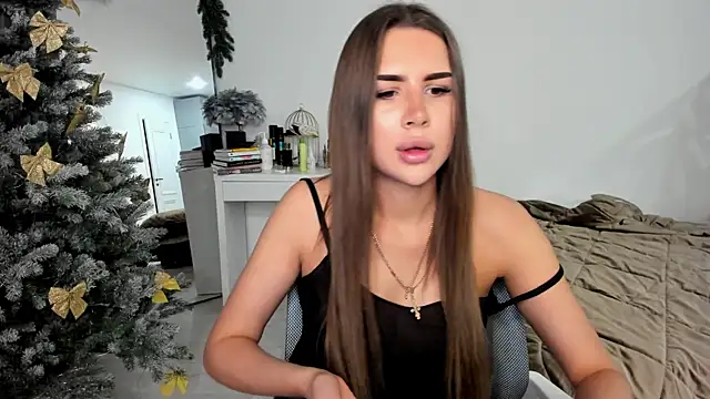 Snapshot of SuraMune chatting on 01-23-25, 02:28 SuraMune online show from 01-23-25, 02:28