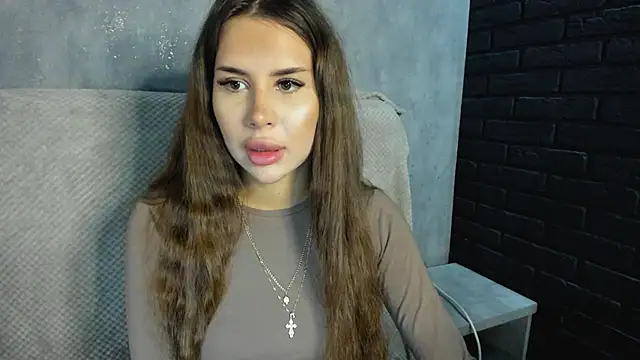 Snapshot of SuraMune chatting on 09-30-25, 11:15 SuraMune online show from 09-30-25, 11:15