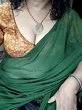 Snapshot of indian_anu_mallu chatting on 03-02-25, 05:33 indian anu mallu online show from 03-02-25, 05:33