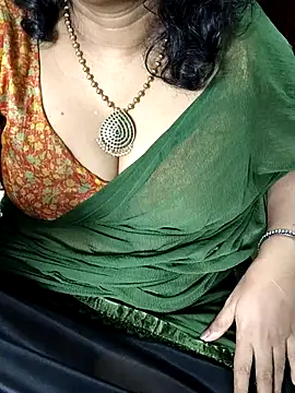 Snapshot of indian_anu_mallu chatting on 03-02-25, 08:38 indian anu mallu online show from 03-02-25, 08:38