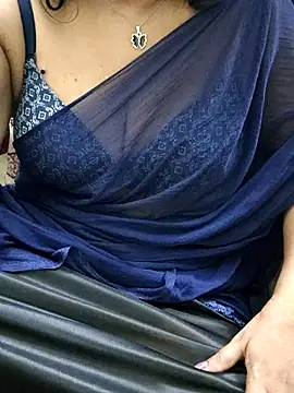 Snapshot of indian_anu_mallu chatting on 03-03-25, 04:03 indian anu mallu online show from 03-03-25, 04:03