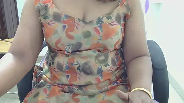 indian anu mallu online show from 10-22-25, 01:50