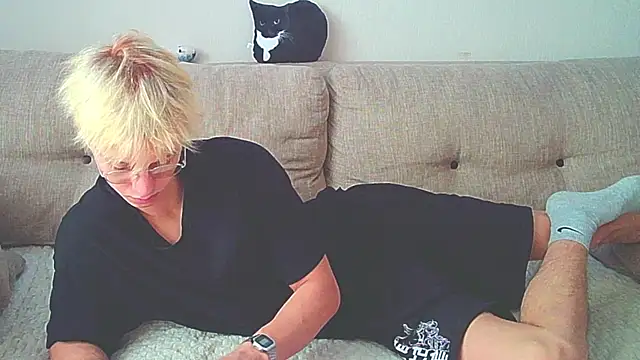 Snapshot of Ostin_meow chatting on 12-15-24, 08:19 Ostin meow online show from 12-15-24, 08:19