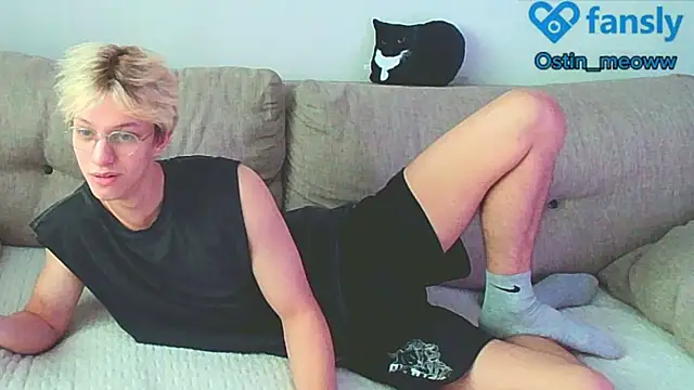 Snapshot of Ostin_meow chatting on 01-10-25, 08:29 Ostin meow online show from 01-10-25, 08:29