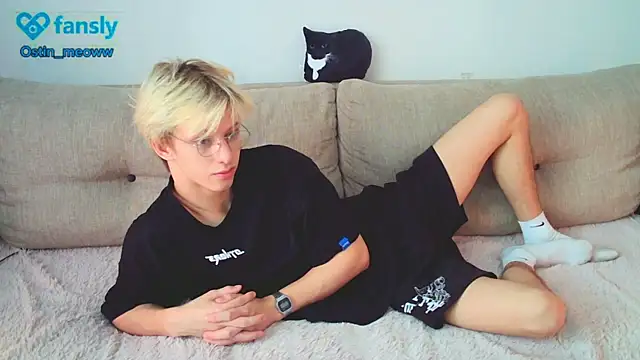 Snapshot of Ostin_meow chatting on 01-29-25, 07:04 Ostin meow online show from 01-29-25, 07:04