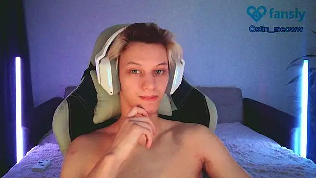 Snapshot of Ostin_meow chatting on 02-02-25, 12:57 Ostin meow online show from 02-02-25, 12:57