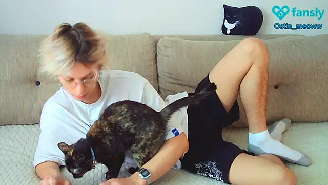 Snapshot of Ostin_meow chatting on 03-12-25, 06:29 Ostin meow online show from 03-12-25, 06:29