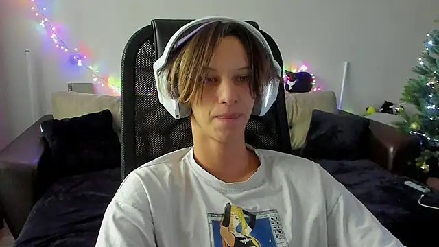 Snapshot of Ostin_meow chatting on 12-03-25, 07:38 Ostin meow online show from 12-03-25, 07:38