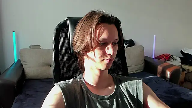 Ostin meow online show from 06-04-26, 01:17