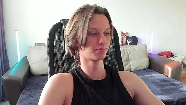 Ostin meow online show from 06-14-26, 01:02
